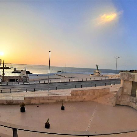 Potato Beach Apartment At Beach Front & Sea View Лагуш Екстер'єр фото